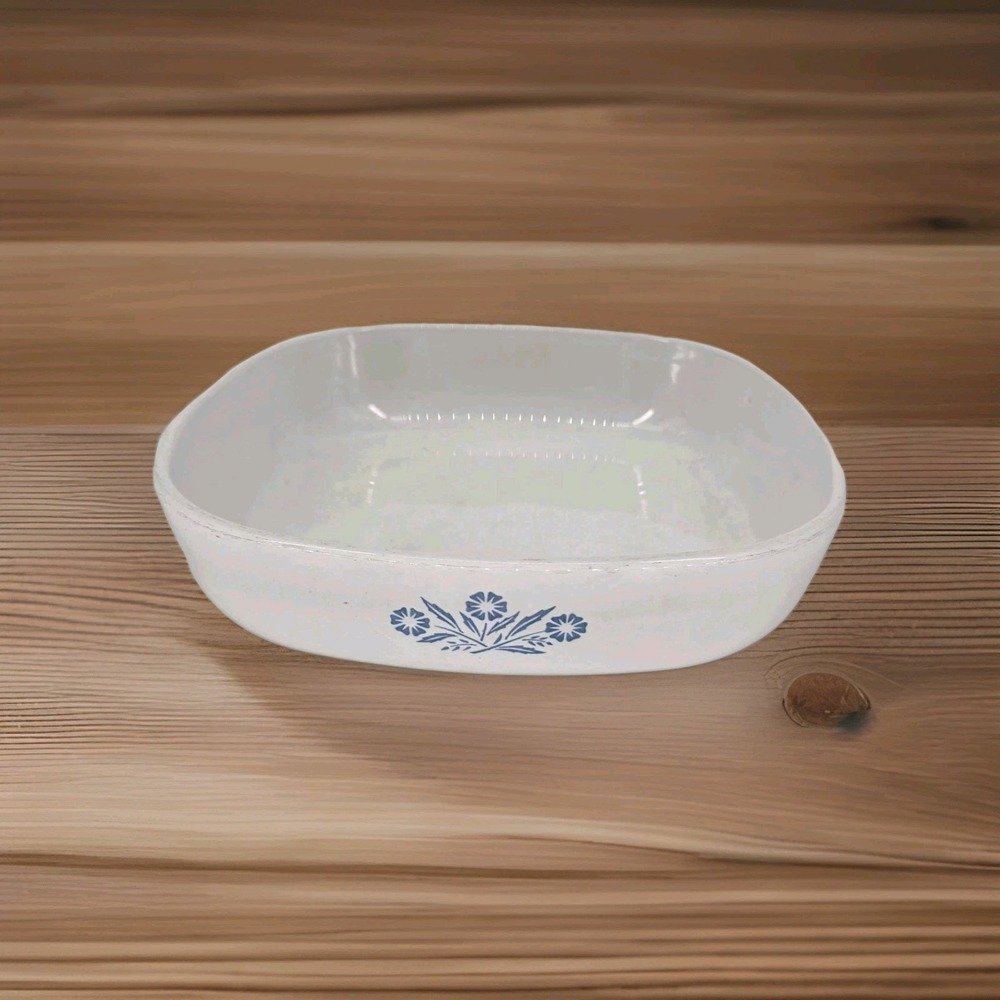 Vintage Corning Ware Blue Vintage Cornflower P-9-B, 2 Qt‎ Casserole Baking Dish